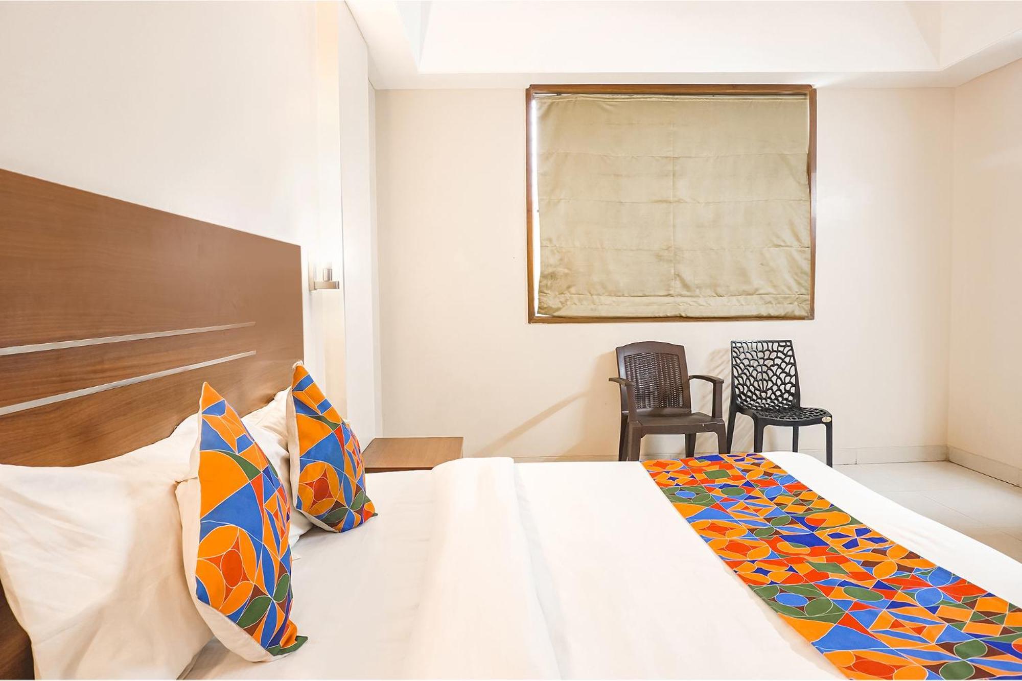 Fabhotel Classic Executive Phursungi 외부 사진